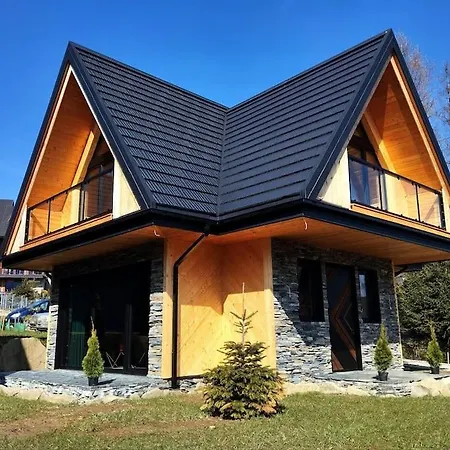 Holiday home Tatra Homes Z Jacuzzi *